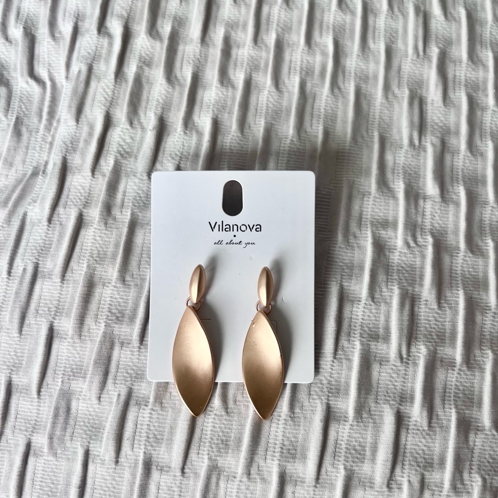 Vilanova Gold Leaf Earrings